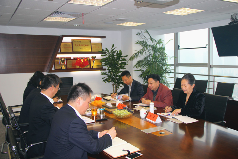 山鋼集團董事王宏偉、梁阜到山鋼地產(chǎn)上海分公司調(diào)研